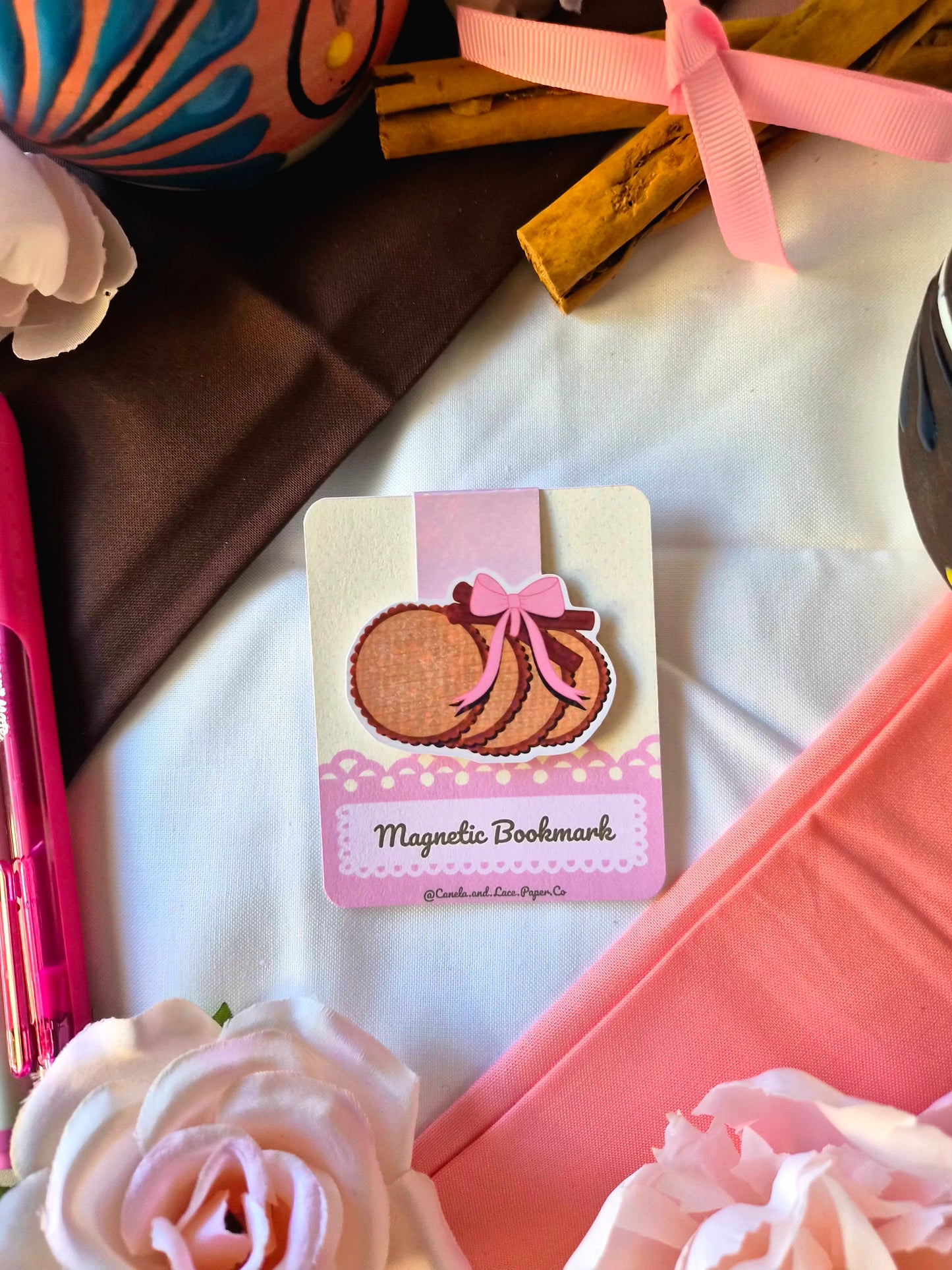 Canelita Cookie Magnetic Bookmark